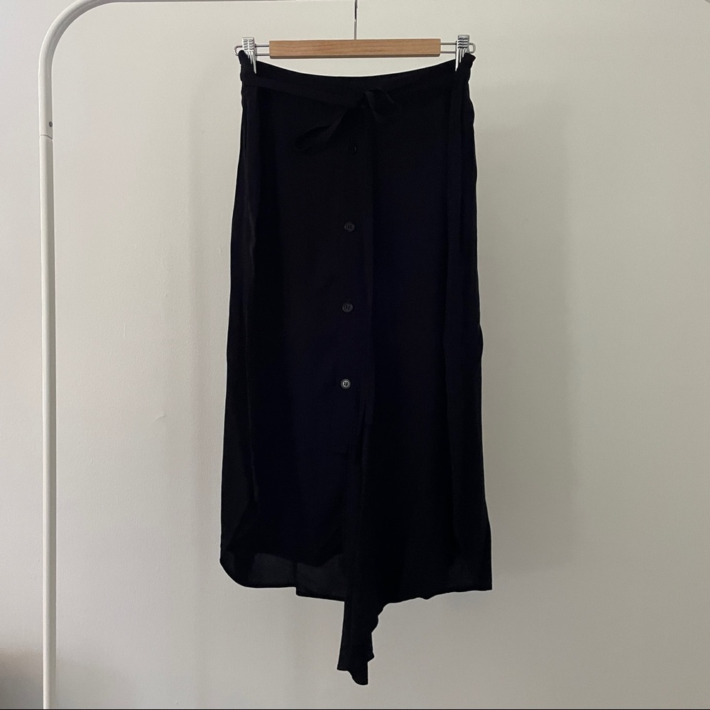Tess Giberson Button front Black Midi Skirt. Size 6 (S).